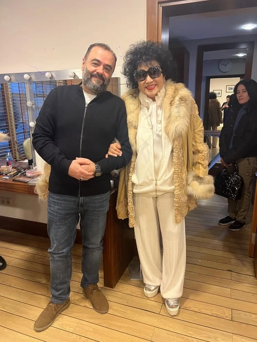 Zeynəb Xanlarovanın YENİ FOTOSU