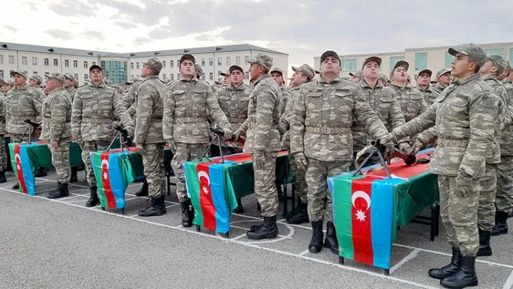 İdmançılar hərbi xidmətə çağırılsın, ya çağırılmasın? - “İşləmək lazımdır, rəqs etmək yox”