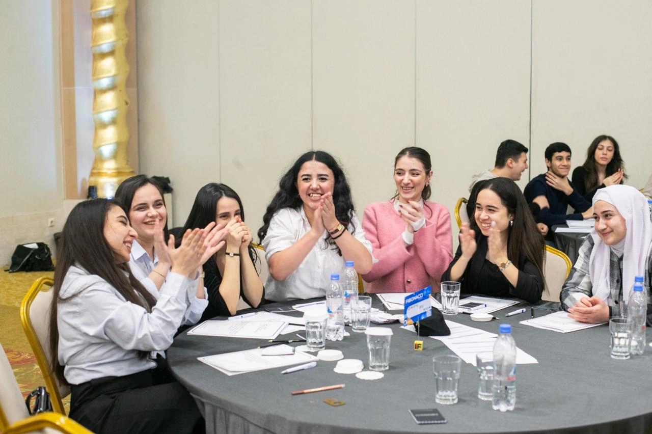BSU Azərbaycan Gəncləri günü ilə bağlı tələbələr üçün komanda toplantısı keçirib - FOTO