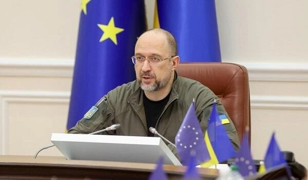 Deniz Şmiqal istefa verdi
