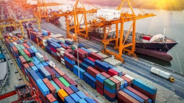 Sənaye zonalarında istehsal 1,9 milyard manatı keçdi