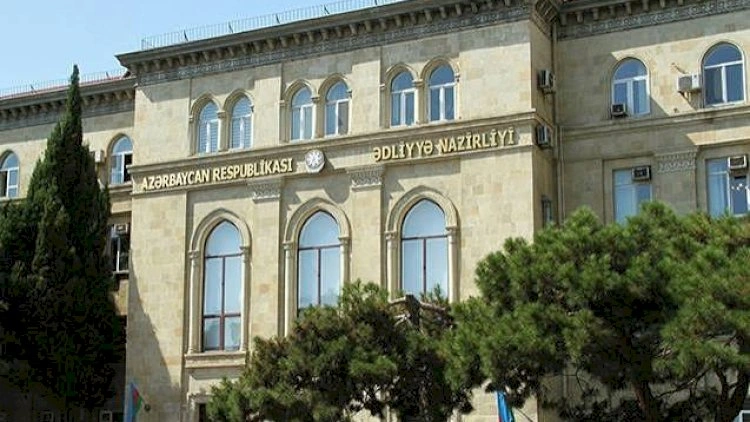 Ədliyyə Nazirliyi lisenziya alışını həyata keçirir