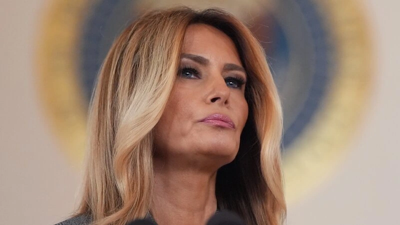 Epşteyn qalmaqalı: Melaniya Tramp susqunluğunu pozdu
