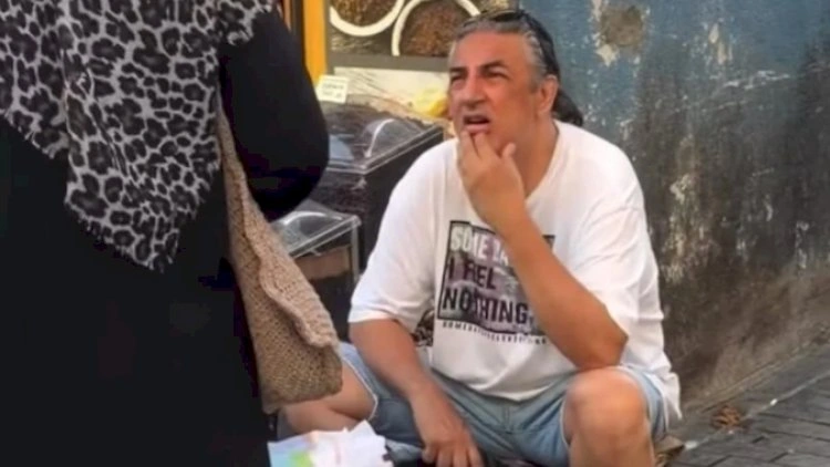 Müğənni bazarda hamam süngəri satdı -   VİDEO