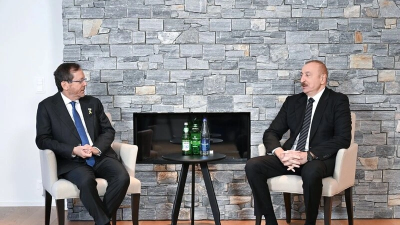 İlham Əliyev israilli həmkarı ilə görüşdü