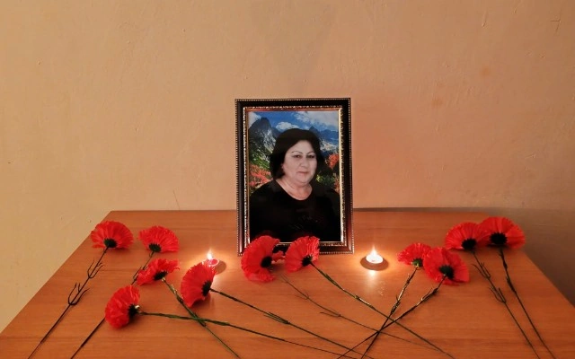 Peşə liseyinin müəlliməsi vəfat etdi