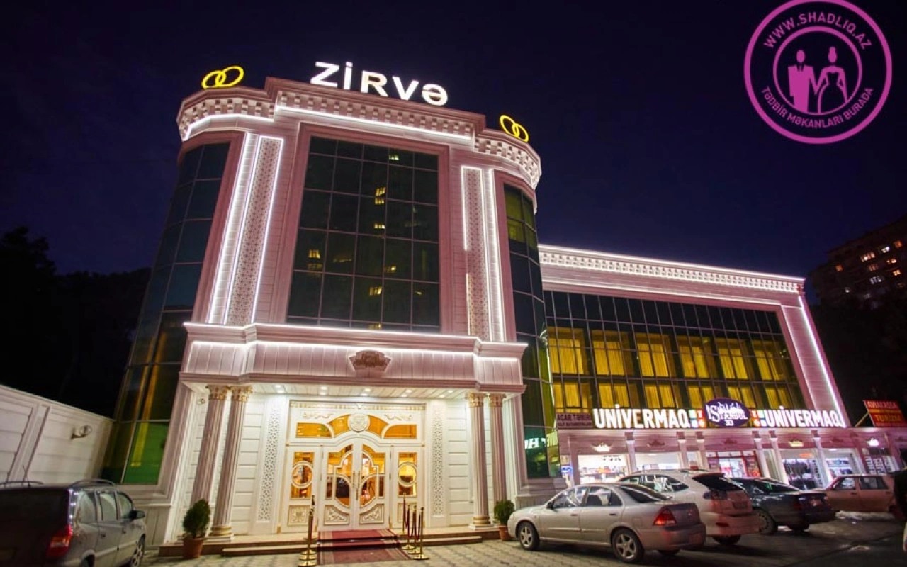 “Zirvə” şadlıq sarayında qadın öldü
