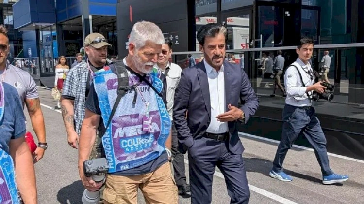 Çexiya prezidenti Formula-1 trasında fotoqraf oldu
