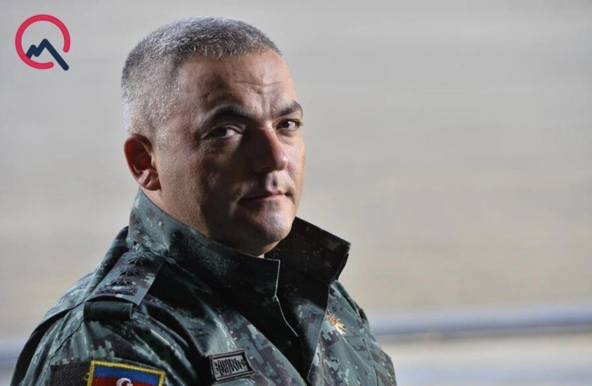 General-leytenant təqaüdə göndərildi -FOTO