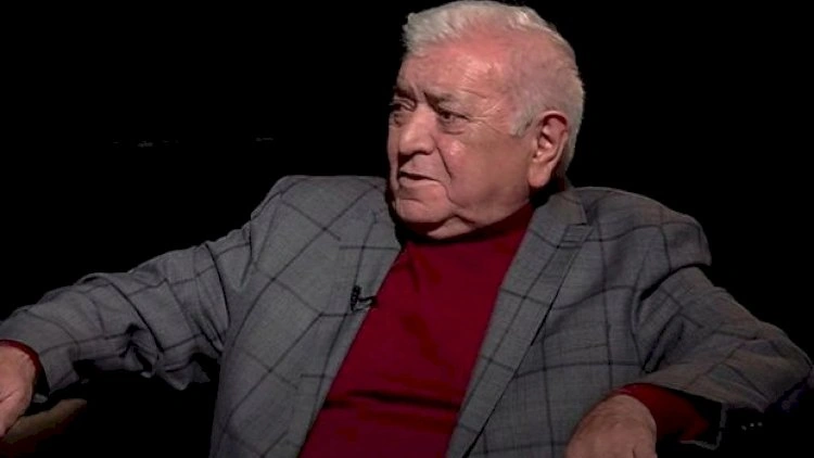 Aqil Abbas: “Uşaqpulu” verilməsinin tərəfdarıyam”