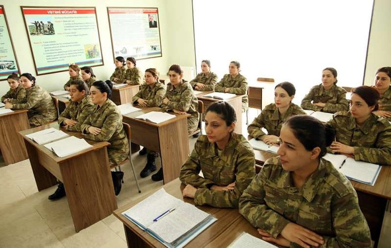 Qadınların hərbi xidmət keçməsi ilə bağlı YENİLİK