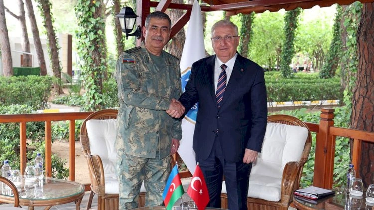 Zakir Həsənov generallarla birlikdə Türkiyəyə getdi - FOTOLAR