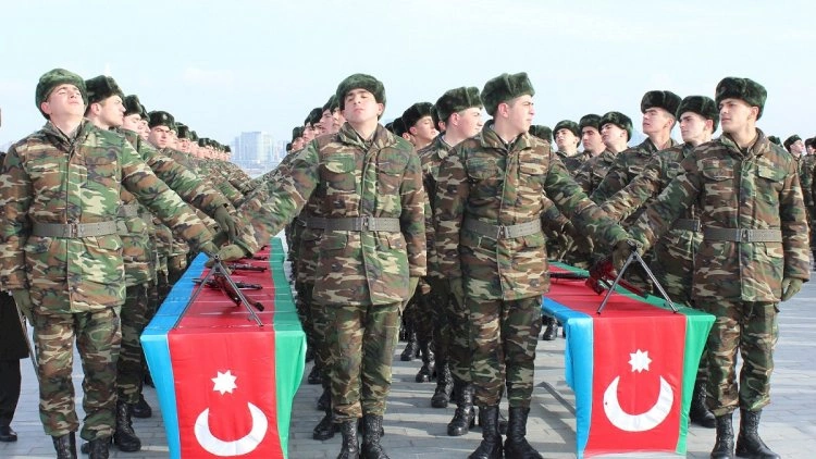 Hərbi xidmətlə bağlı yeni dəyişiklik ANONSU: Yaş həddi azalacaq?