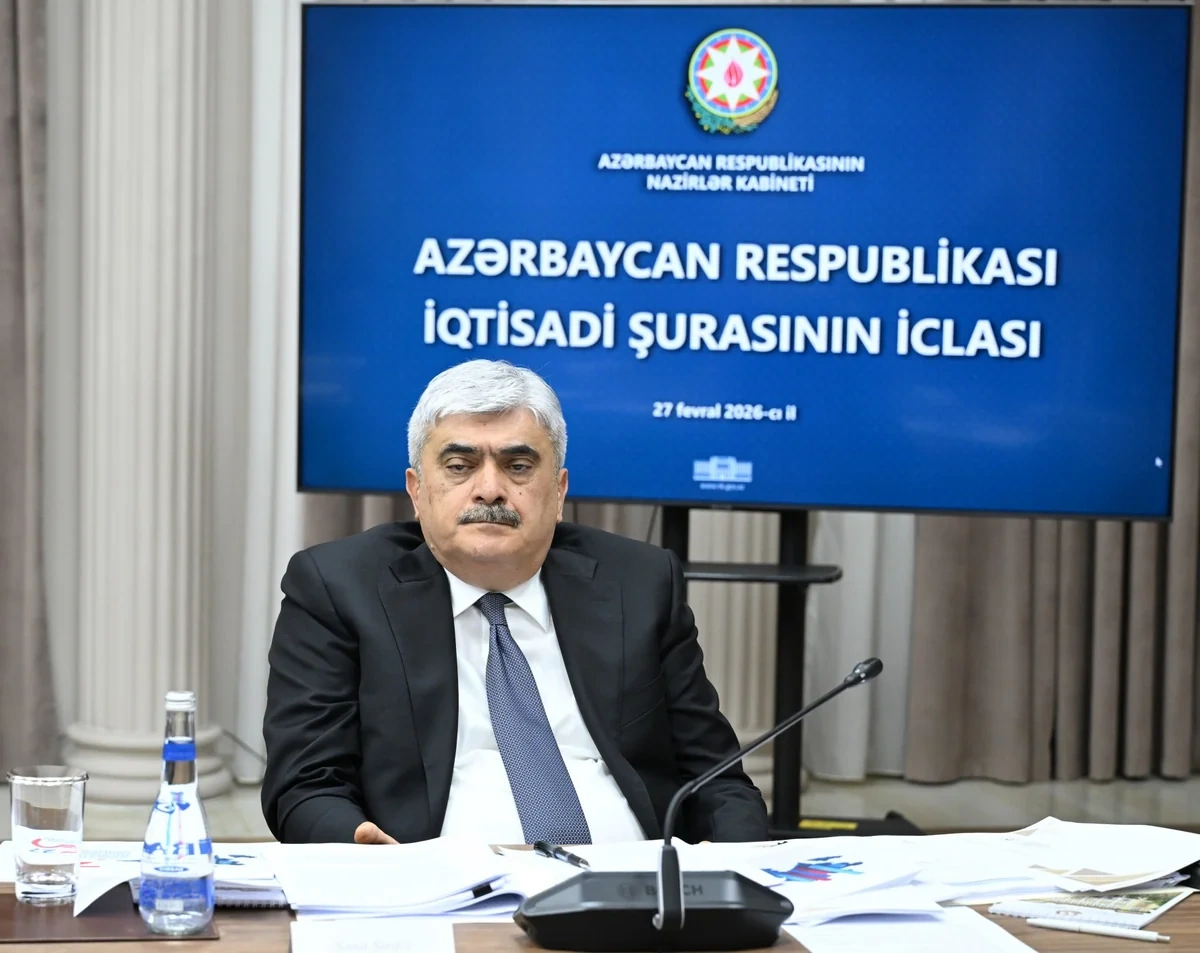 Baş nazir İqtisadi Şuranın növbəti iclasını keçirdi - FOTO