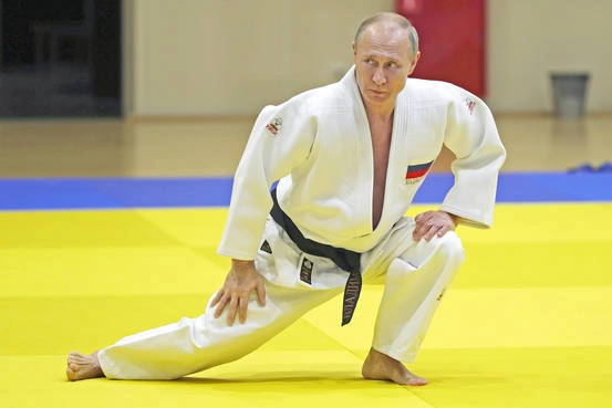 Dünya liderlərinin hobbiləri: qolf, bağçılıq, şahmat...