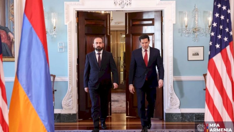 Marko Rubio İrəvana gedir