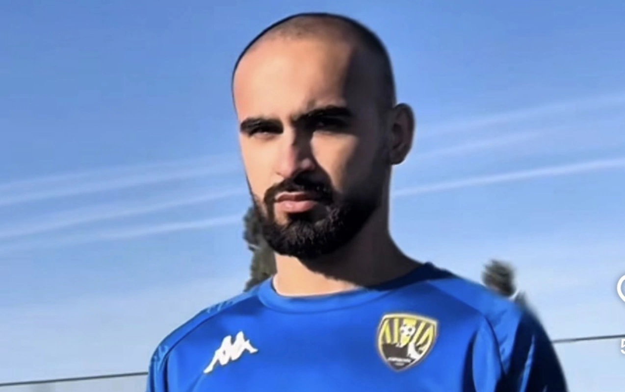 Kəpəzin futbolçusu bıçaqlandı
