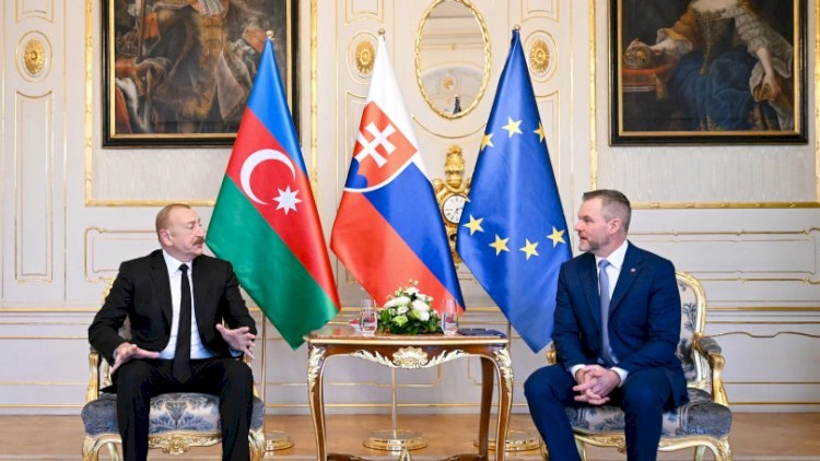 Prezident İlham Əliyevin Slovakiya Prezidenti ilə təkbətək görüşü oldu