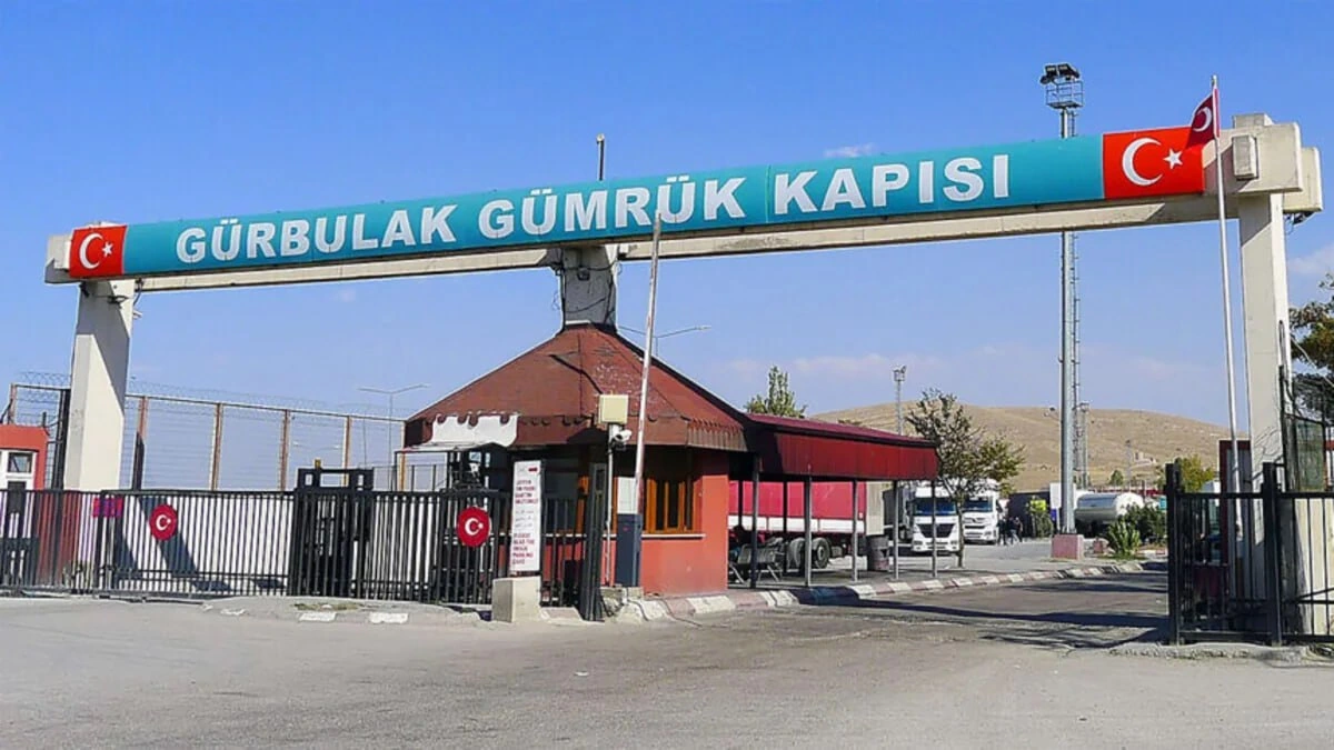 Türkiyə-İran sərhədində insanların keçidi dayandırıldı