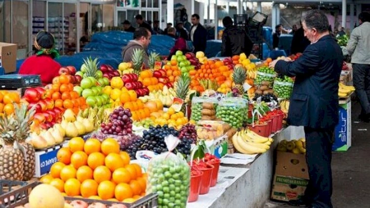 Bazarlarda mövsümi meyvələr bahalaşıb? - SON QİYMƏTLƏR