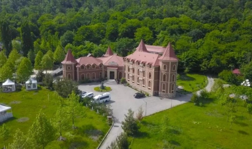 Deputatın öldüyü hoteldə illər sonra daha bir faciə… – FOTO