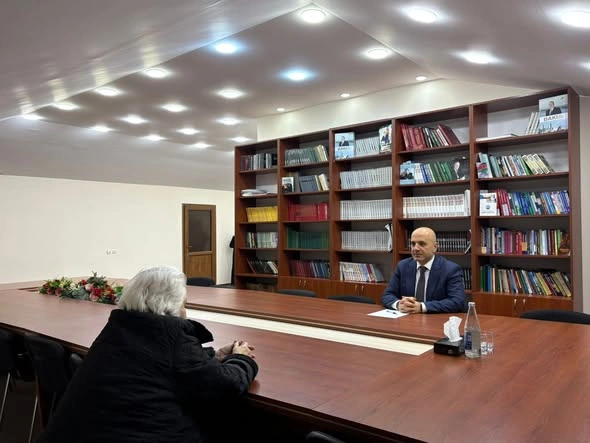 Deputat vətəndaş qəbulu keçirdi - FOTOLAR