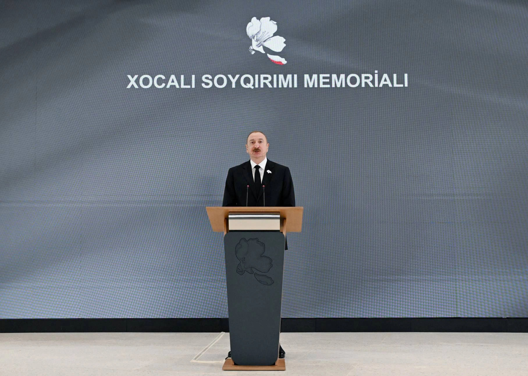 “İradəmizə qarşı çıxanın başı əziləcək” – Prezident