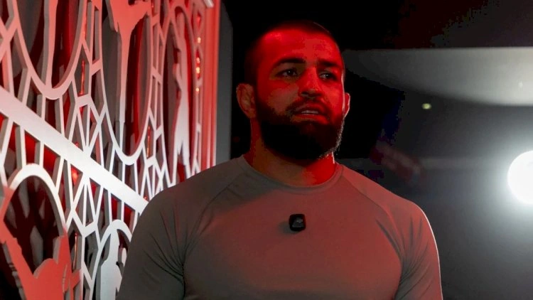 Bakıda keçirilən UFC-də Azərbaycan təmsilçisi debütündə nakautla qələbə qazandı