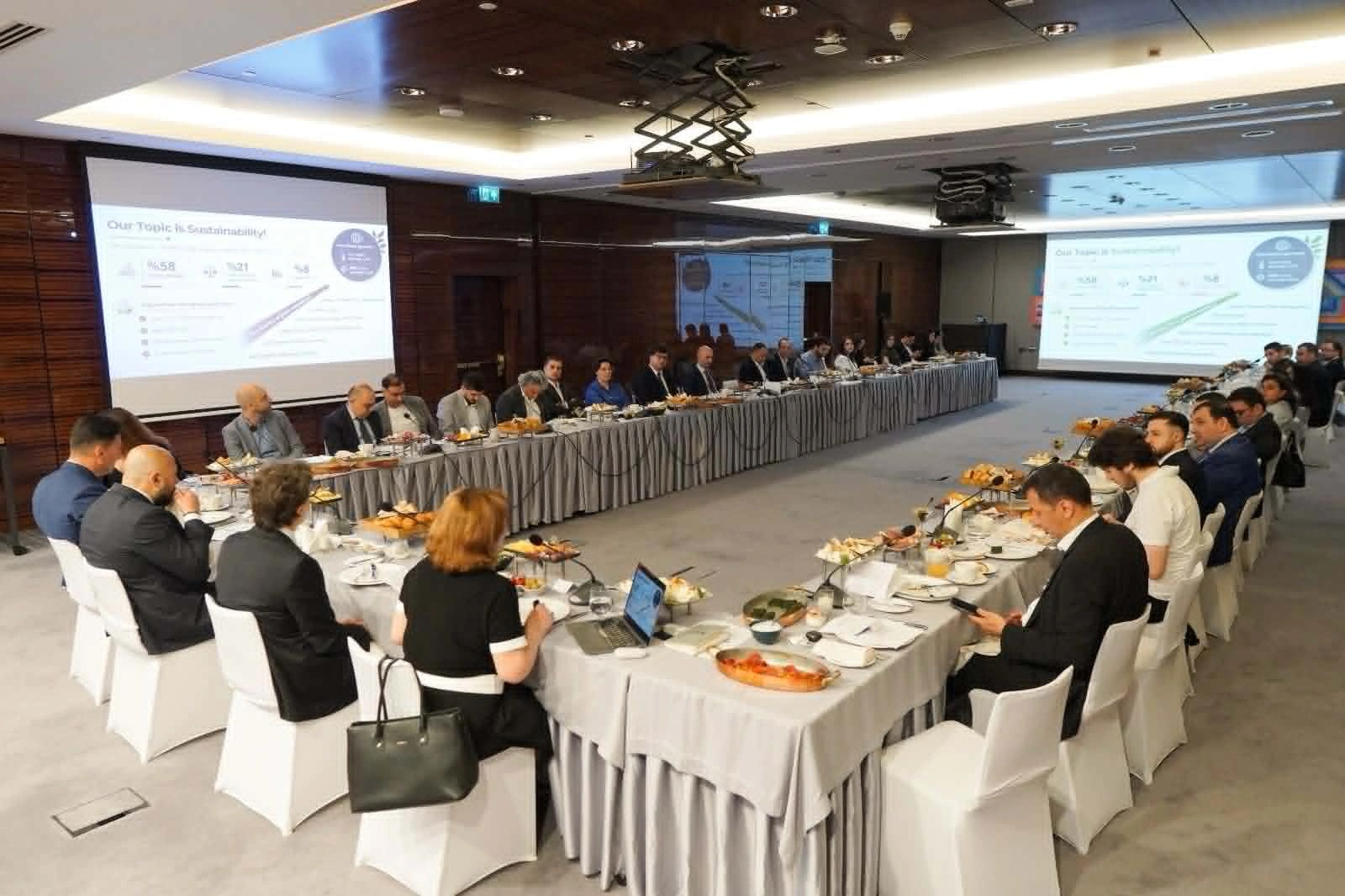 Davamlı korporativ strukturlar və rəqabət qabiliyyəti mövzusunda CGE Sustainability Evaluation and Software Services şirkəti, Azerbaijan Rotas Consulting ilə birgə təqdimat keçirdi