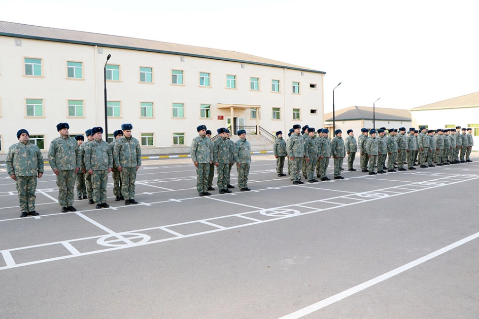 HHQ komandanı və Hərbi prokuror hərbi hissələrdə olublar