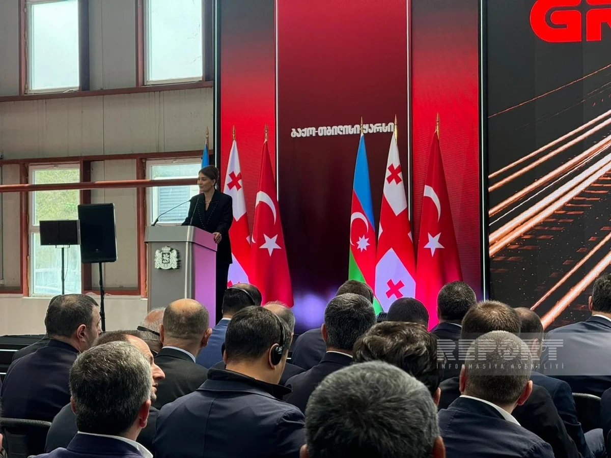 BTQ dəmir yolunun rəsmi açılışı oldu - FOTOLAR