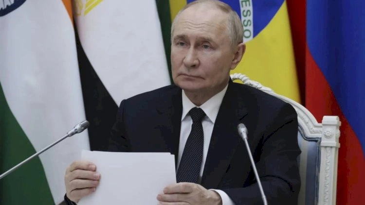 “Avropa qoşunlarının Ukraynaya yerləşdirilməsi Rusiya ilə müharibə deməkdir” - Putin