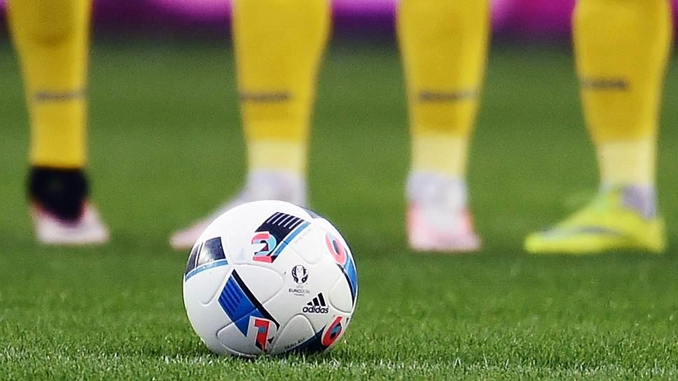Azərbaycanda klub 1 milyona satışa çıxarıldı