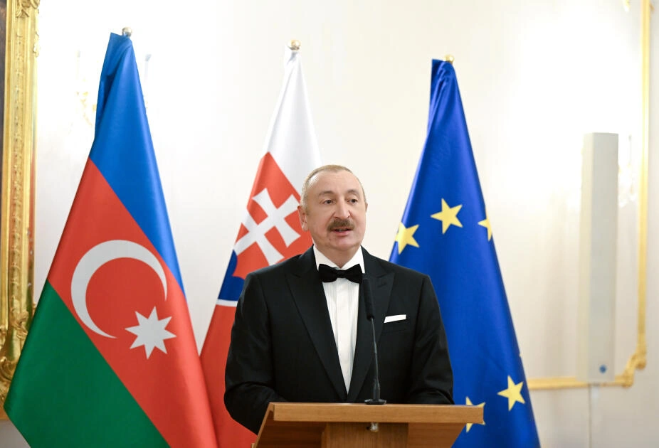 Bratislavada İlham Əliyevin şərəfinə rəsmi ziyafət verilib - FOTO