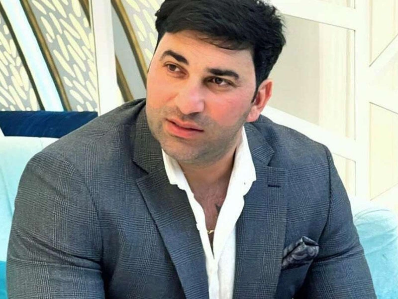 İki nəfər məni ölkəyə TANITDI