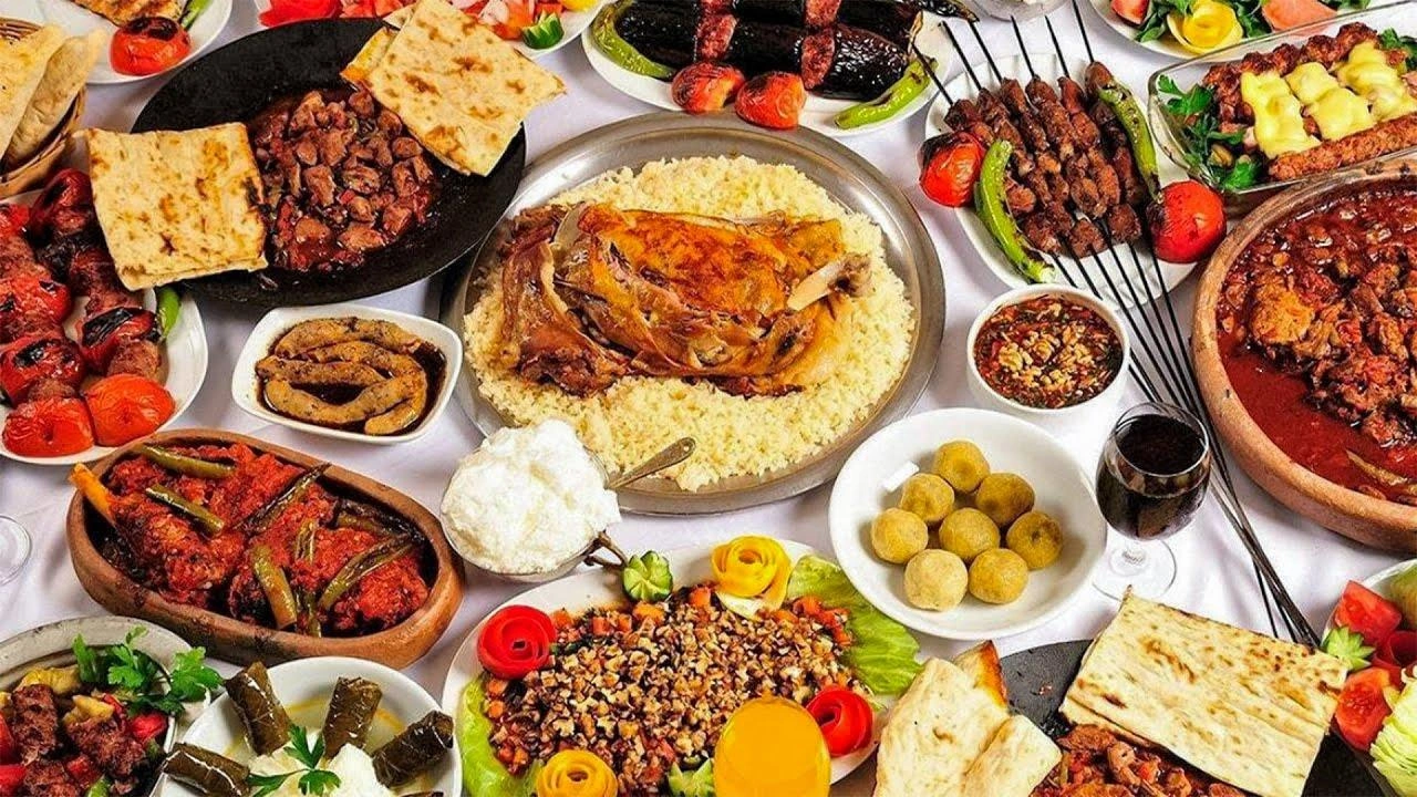 Günün bu saatında yemək zehni sağlamlıq üçün əsasdır