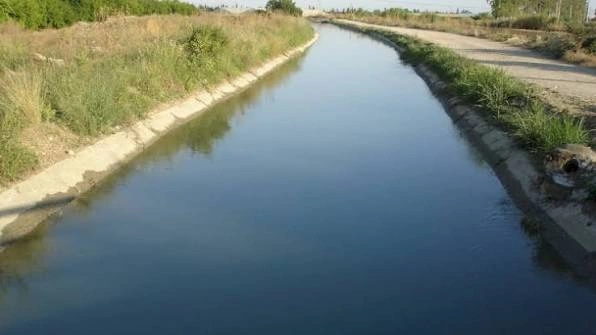Yevlaxda 2 yaşlı körpə kanalda BOĞULDU