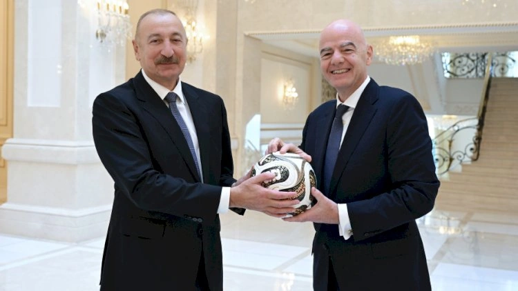FIFA prezidenti Bakıda qəbul edildi