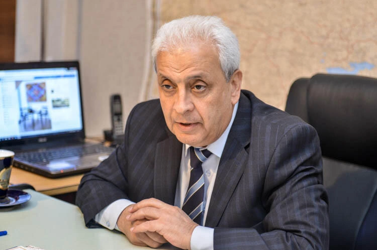 Partiya sədrləri nə qədər qazanır? - 400-dən 4000-ə.... - SORĞU