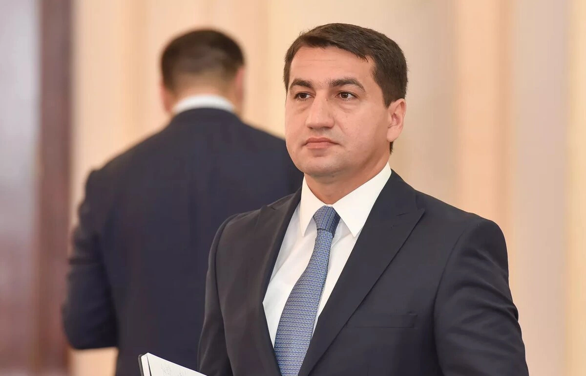 Hikmət Hacıyev: Bakı Qəzzaya sülhməramlıların göndərilməsi ilə bağlı qərar qəbul etməyib