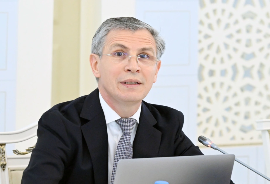 Zahid Oruc: Məcburi köçkün” kimi təqdim olunan Azərbaycan vətəndaşları bu gündən yeni hüquqi kimlik qazanırlar