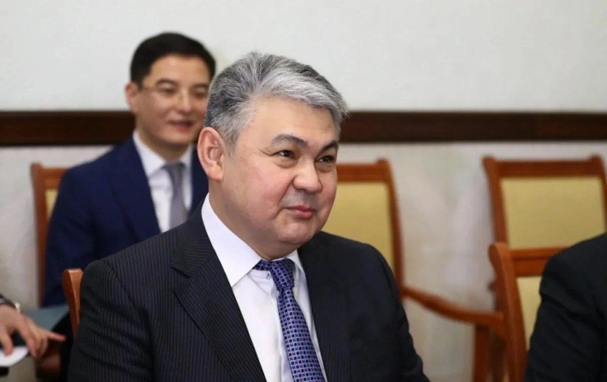 Yermek Koşerbayev Azərbaycana GƏLİR