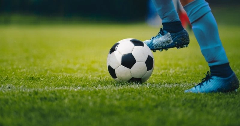Üç klub rəsmisi futboldan uzaqlaşdırıldı