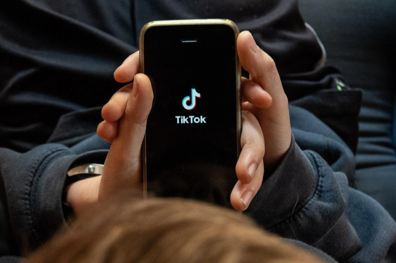 “TikTok” bu şəxslərin hesabını siləcək