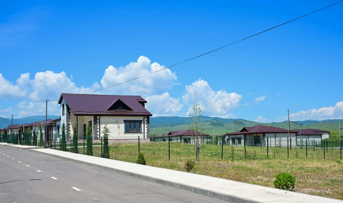İlham Əliyev Xocalıda fərdi evlərlə tanış oldu - FOTOLAR