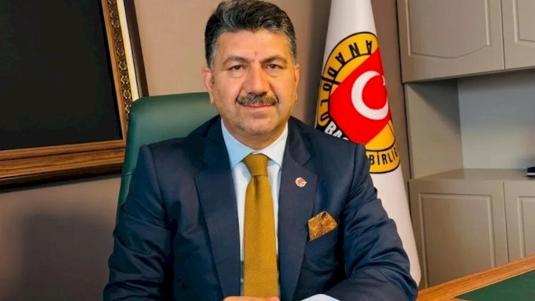 Azərbaycanın beynəlxalq axtarışa verdiyi türkiyəli jurnalist üzr istədi