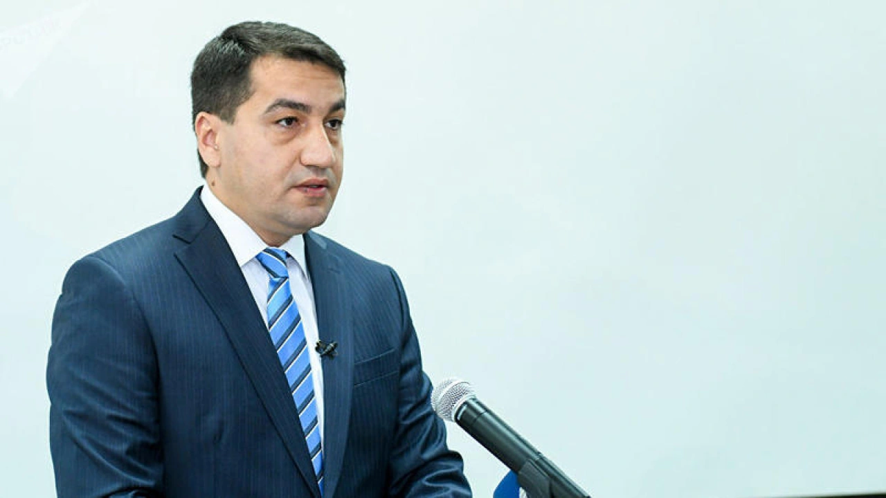 Hikmət Hacıyev Yunanıstanda Armen Qriqoryanla görüşəcək