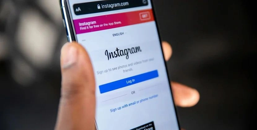 “İnstagram”dan gizli şəkildə hekayələri izləmək imkanı