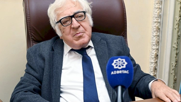 AYB sədrindən təklif: Zərdabinin heykəli ordan götürülüsün
