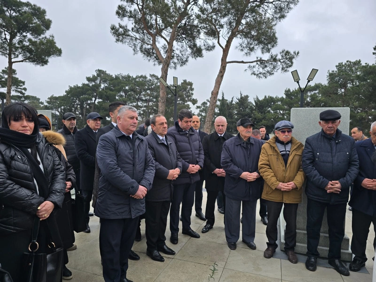 Ülvi Quliyev şəhid leytenantın məzarını ziyarət etdi - FOTOLAR